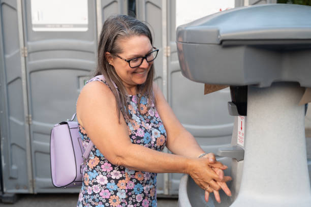 Best Porta potty rental near me  in Linden, AZ