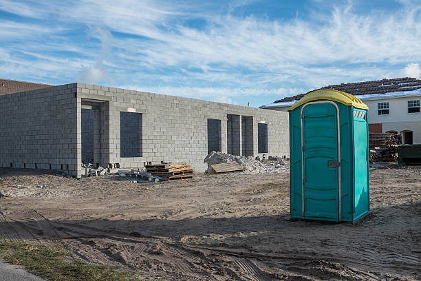 Best Portable restroom trailer rental  in Linden, AZ